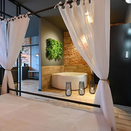 Mamma Mia - アパート 4*