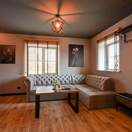 アパート Mamma Mia -