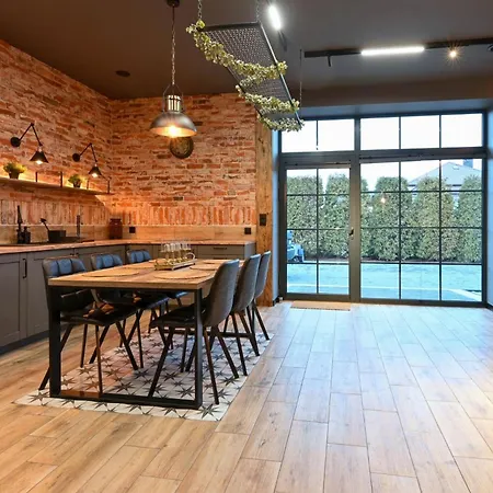 Mamma Mia - 4* オシフィエンチム